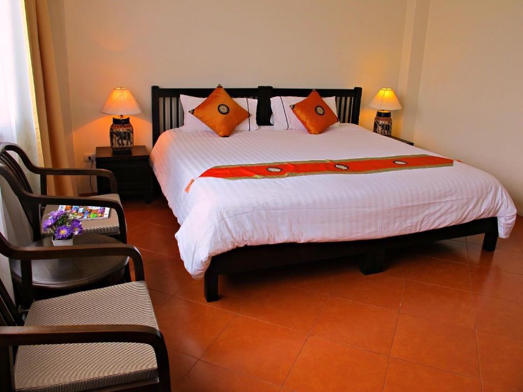 Patong La De Bua Hotel חדר תמונה