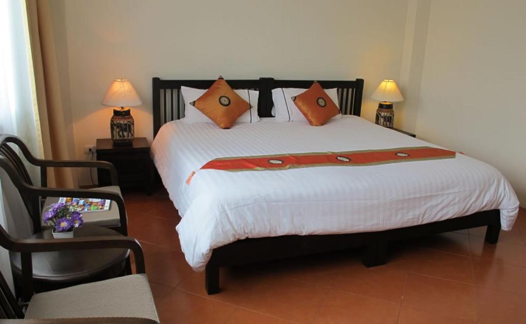 Patong La De Bua Hotel חדר תמונה