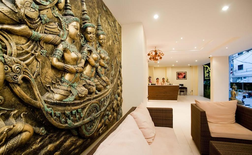 Patong La De Bua Hotel מראה חיצוני תמונה