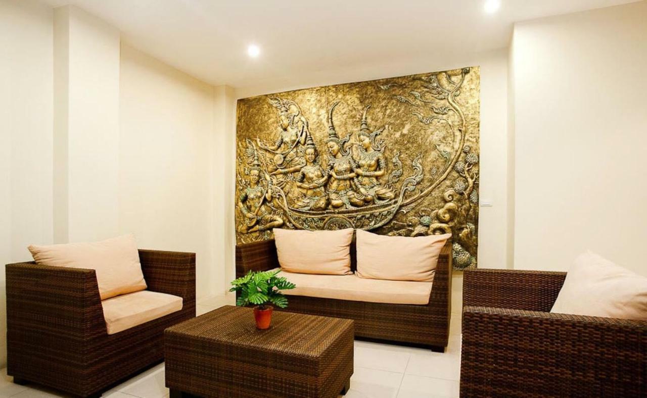 Patong La De Bua Hotel מראה חיצוני תמונה
